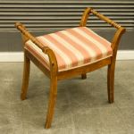 820 3139 STOOL